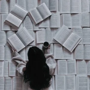 Aesthetic studying girl