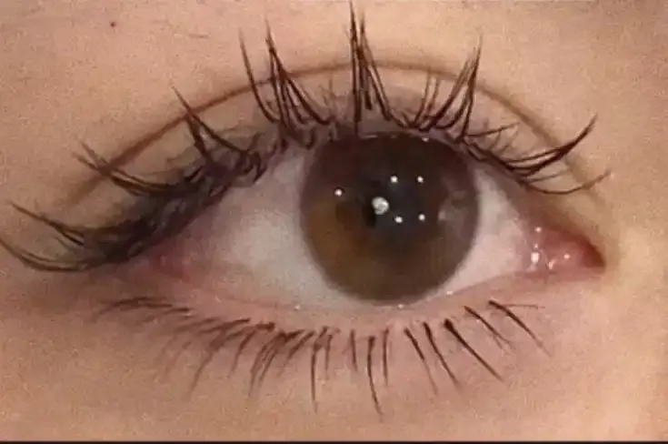 Beautiful Eyes DP Girl