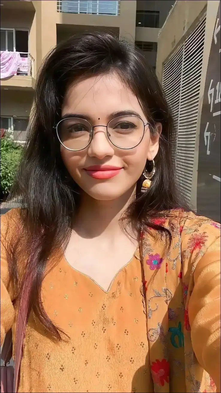 Beautiful Girls Dp