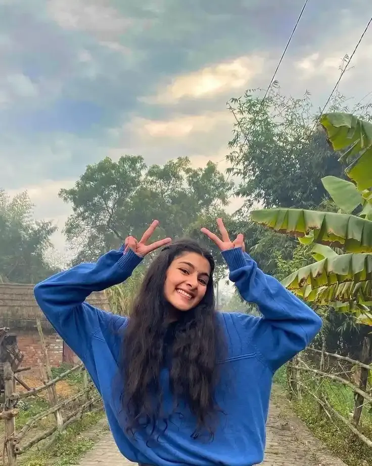 Beautiful girl dp Beautiful girl dp