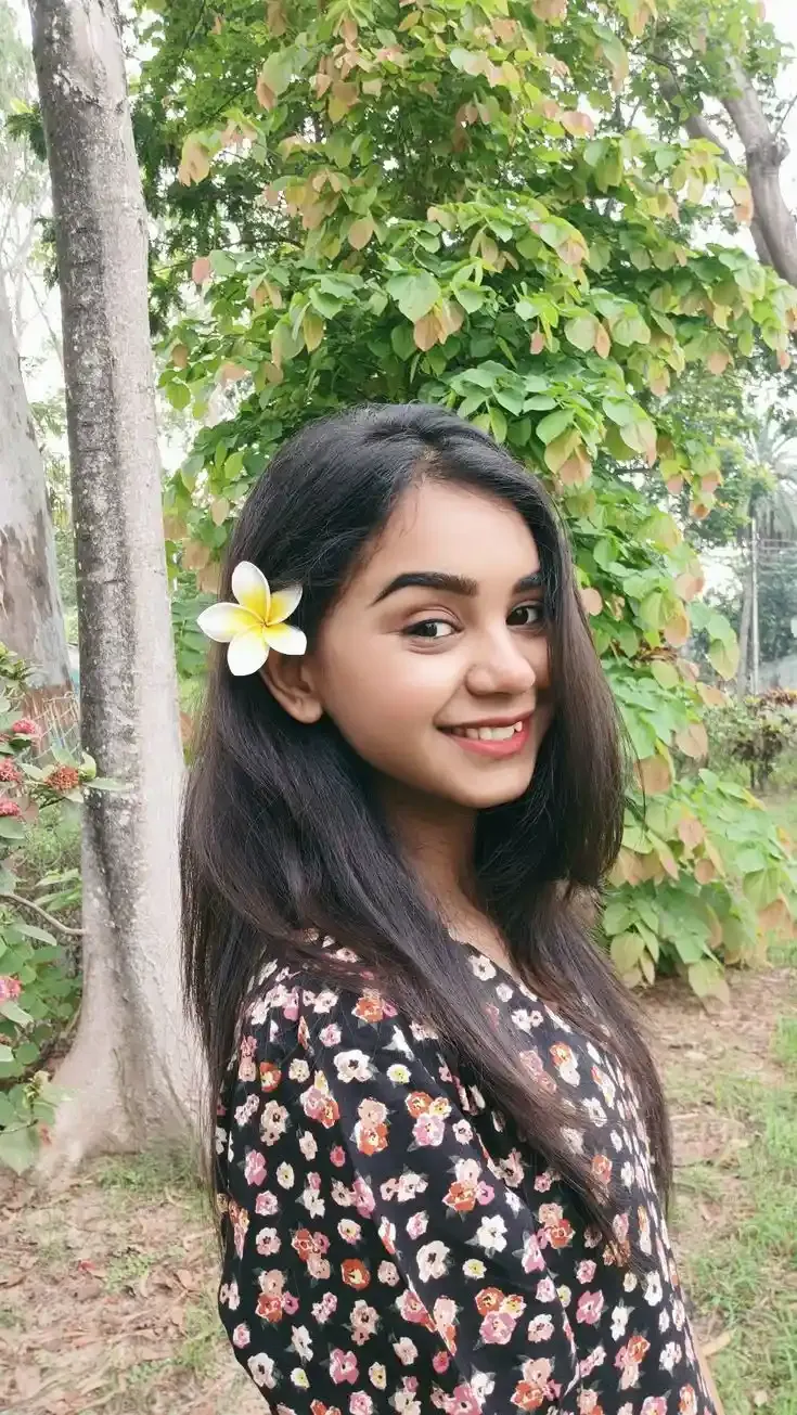 Cool Attitude Girl Dp Cool Attitude Girl Dp