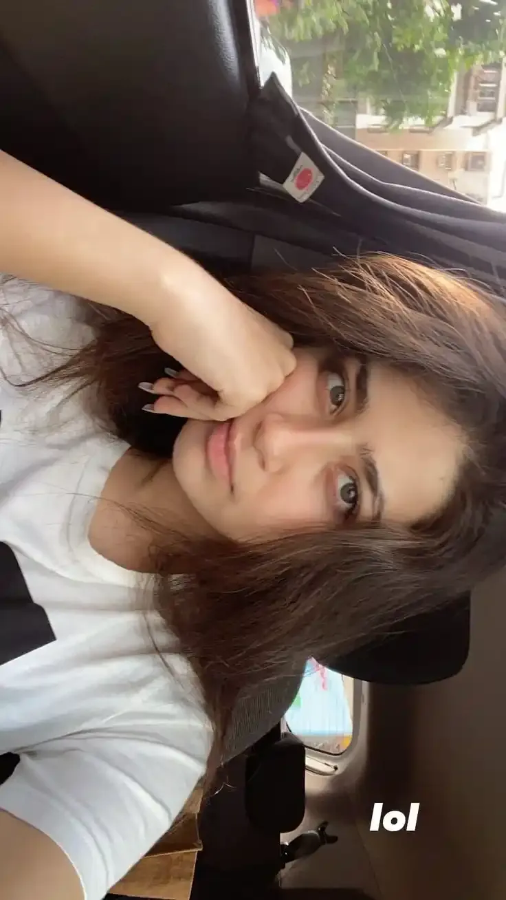 Cute Girl Instagram Profile Pictures