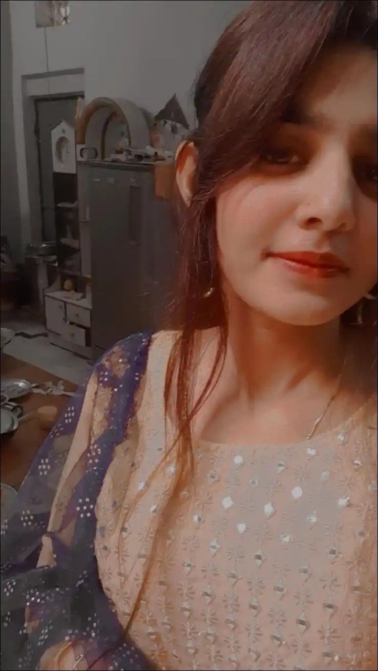 Cute Girl Pictures