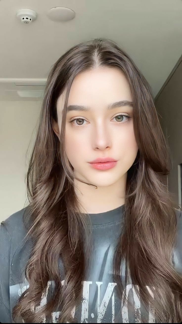 Cute Girl Profile Pictures