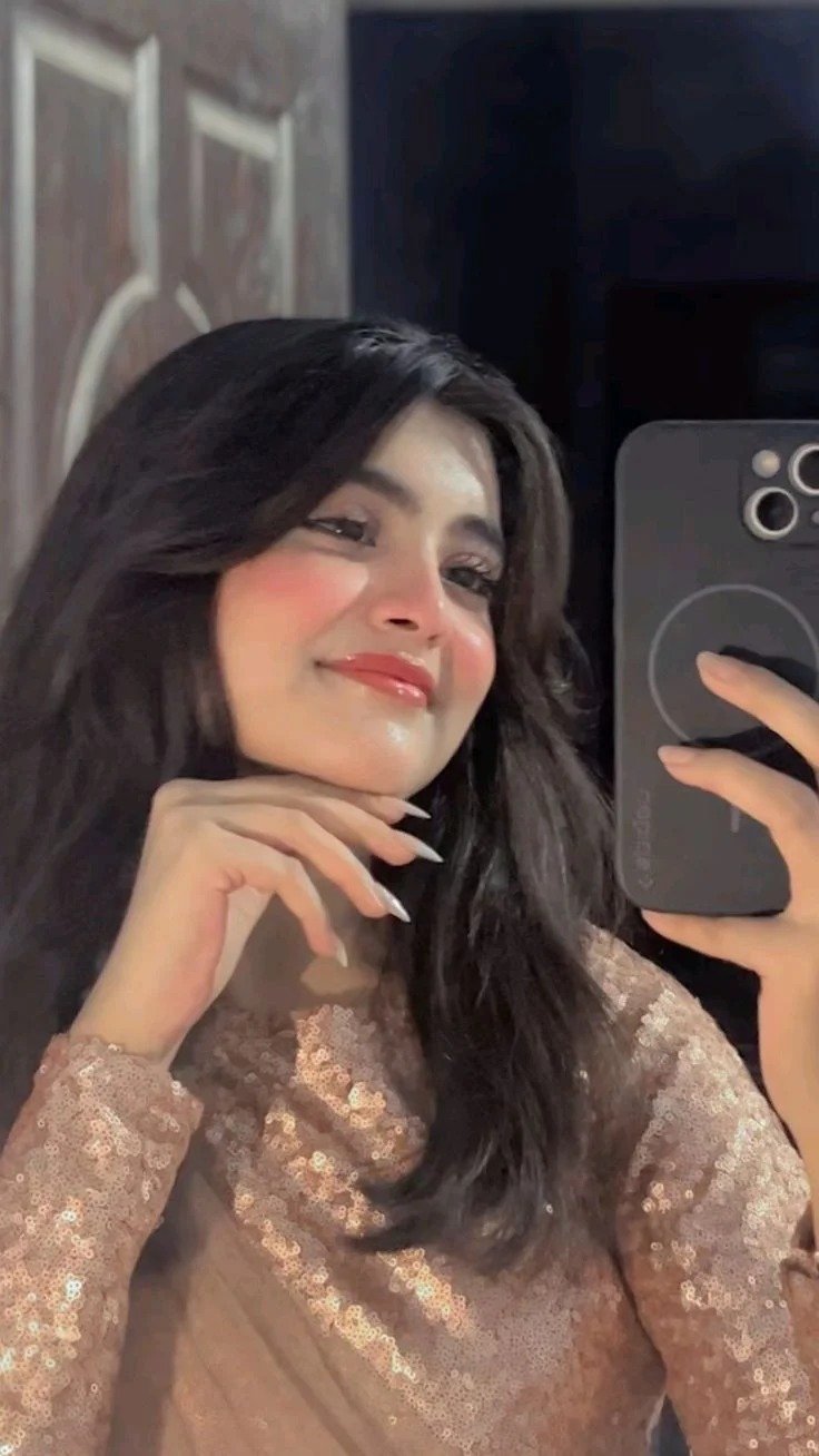 Cute Girls Dp