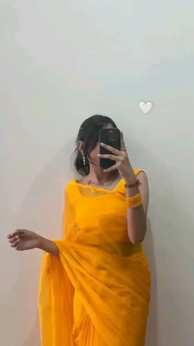 Cute Hide Girls Face DP Cute Hide Girls Face DP