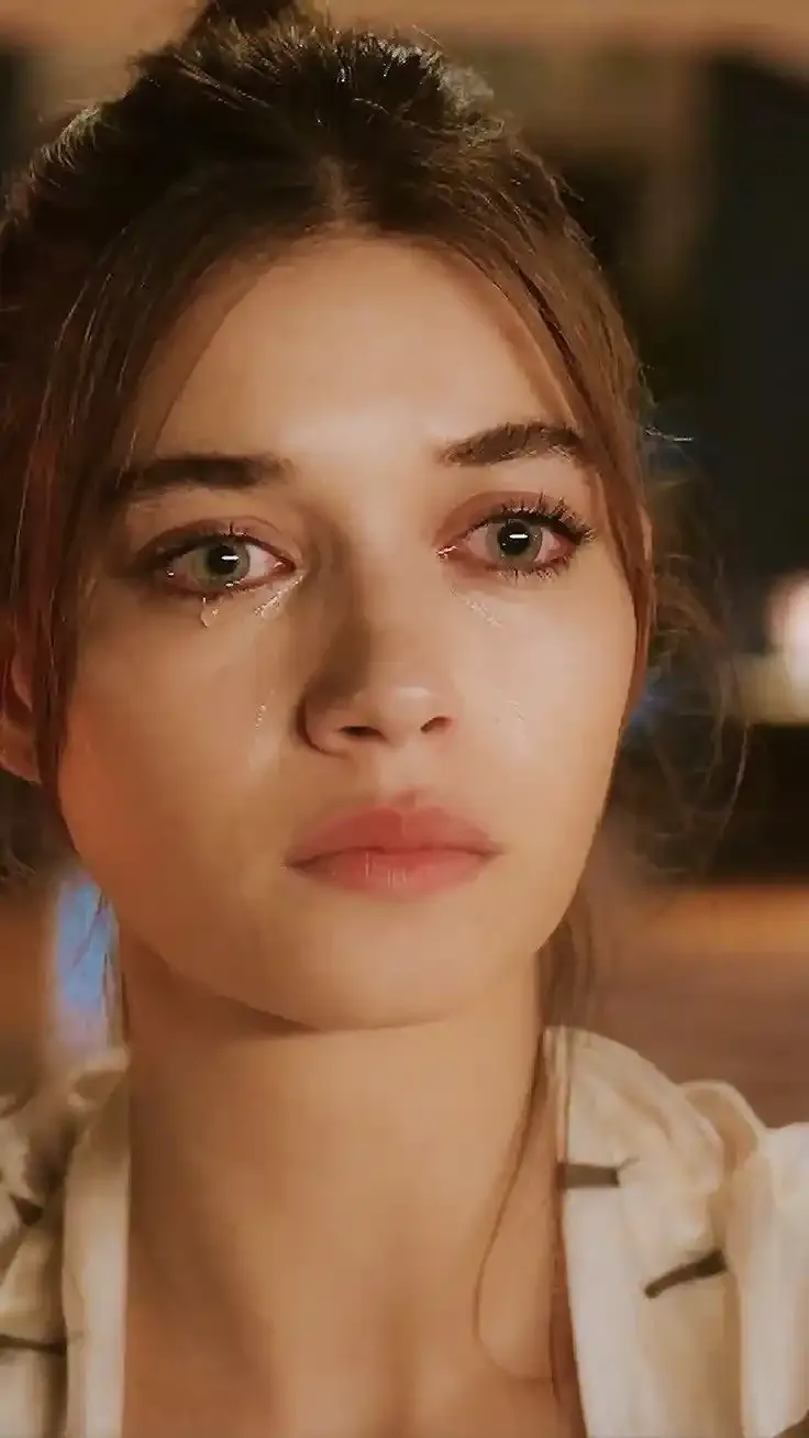 Emotional Girl Shayari Emotional Girl Shayari