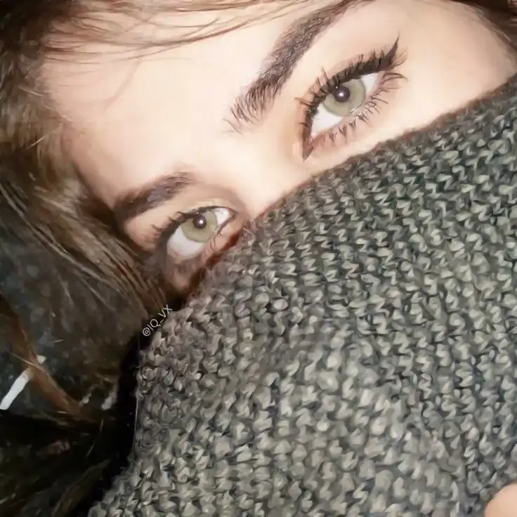 Eye Dp Girl attitude