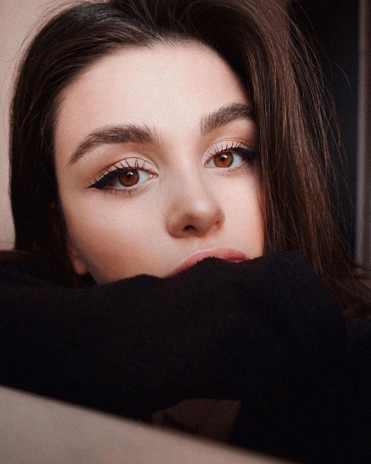 Eye Girl DP