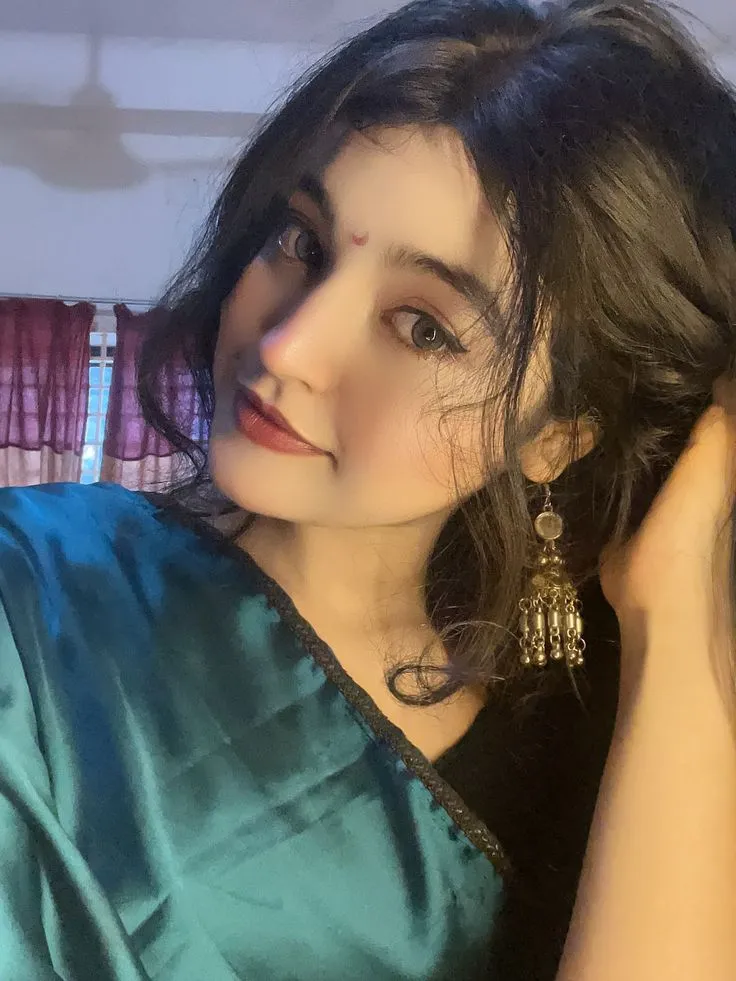 Girl DP For Instagram