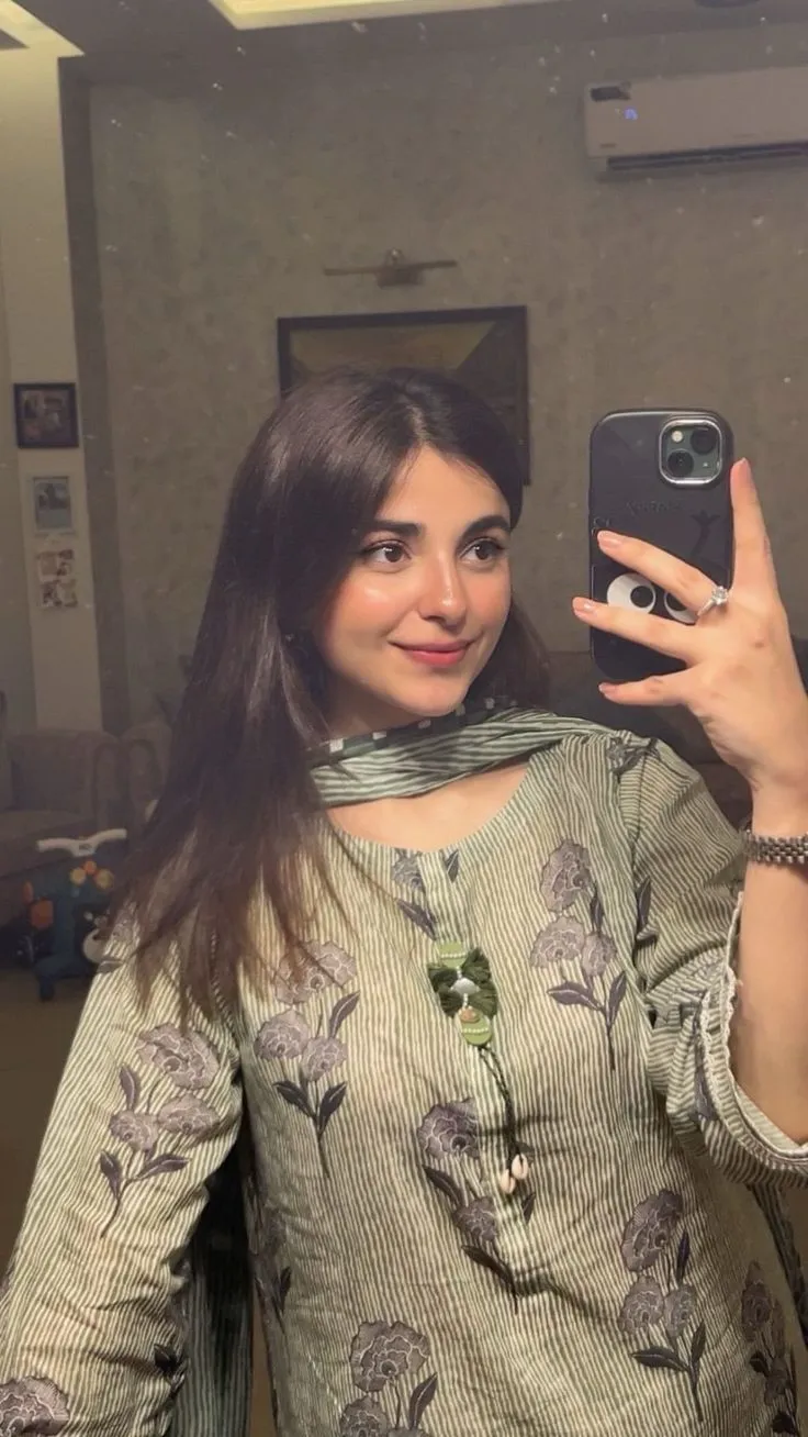 Girls Dp For WhatsApp Hd
