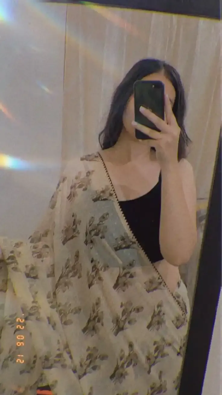 Hide Face Girl DP Hide Face Girl DP