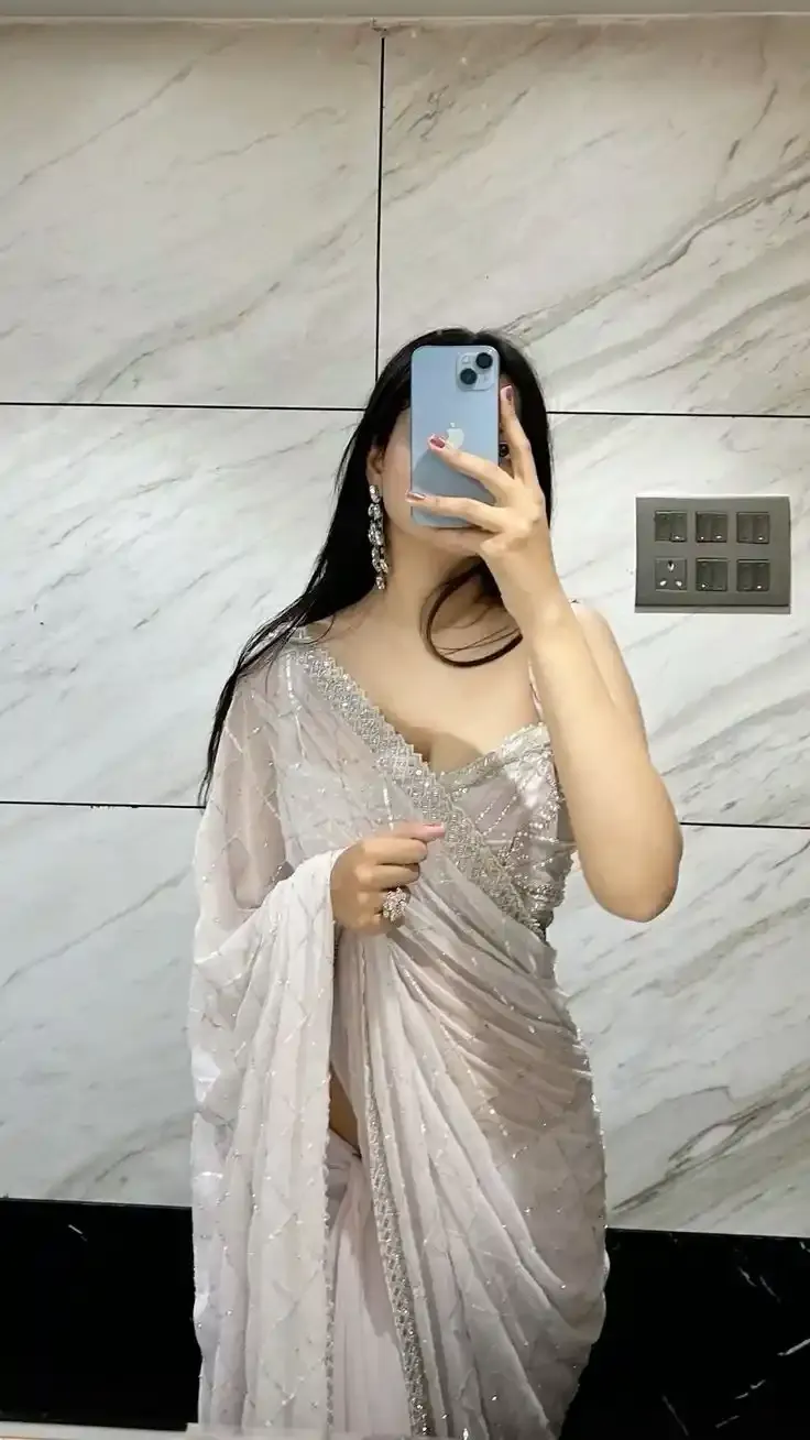 Insta DP For Girls Hidden Face Aesthetic Insta DP For Girls Hidden Face Aesthetic