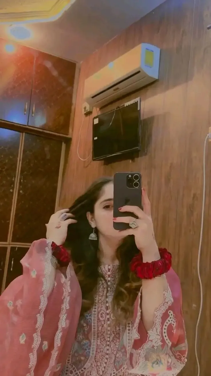 Killer Attitude Dp Girl Stylish Killer Attitude Dp Girl Stylish