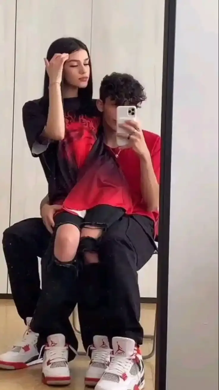 Love Couple Profile Picture