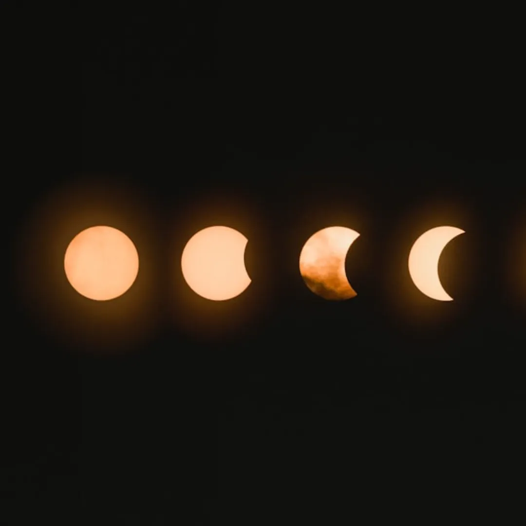 Moon Dp For Whatsapp 4k