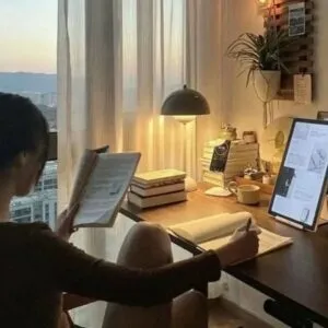 Study Girl Dp For Whatsapp In English With Quotes