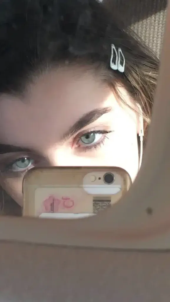 Stylish Eyes DP Girl For Instagram