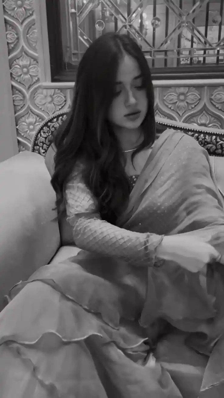 Stylish Girls Dp