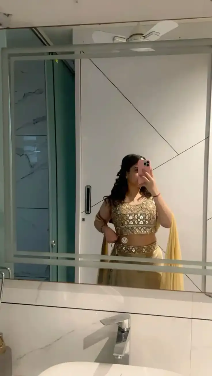 Stylish girls dp for instagram Stylish girls dp for instagram