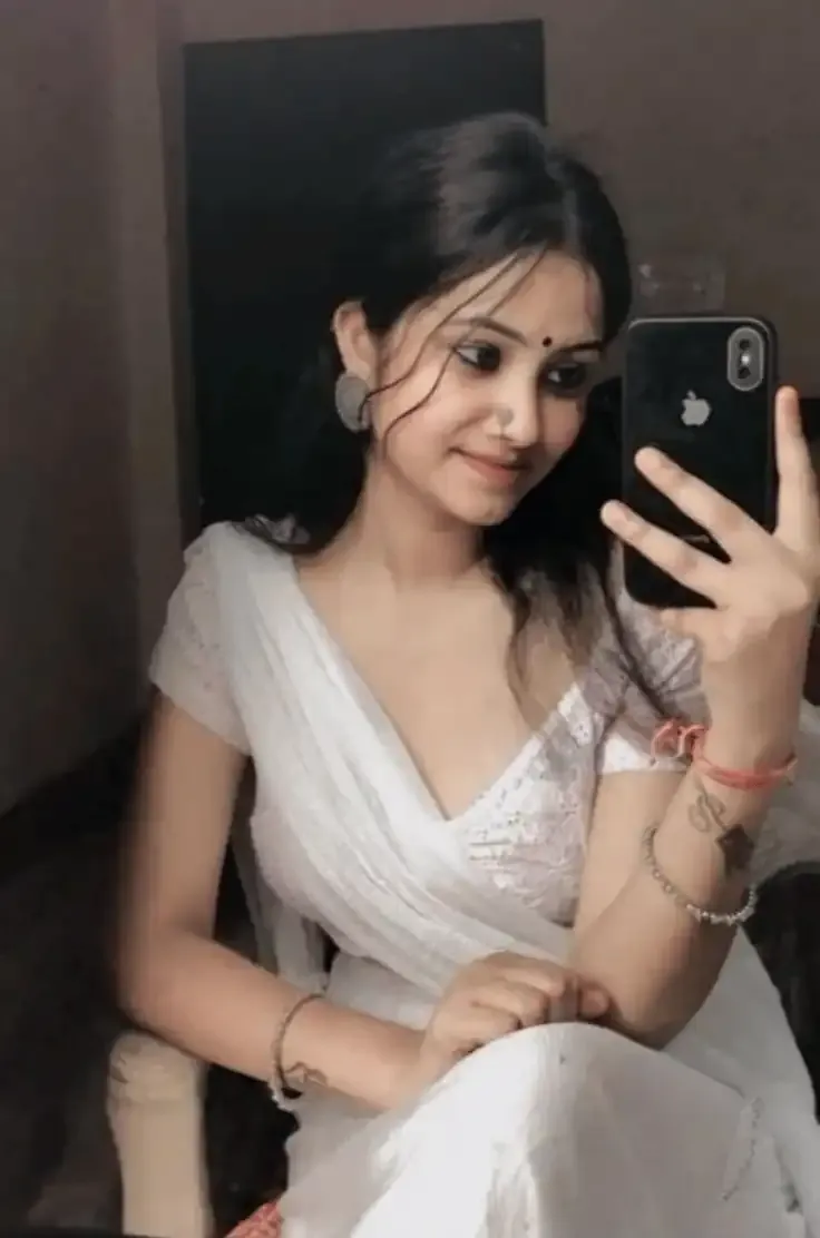 Sundar Ladki ki Photo