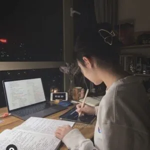 Whatsapp Dp For Study Girl Simple
