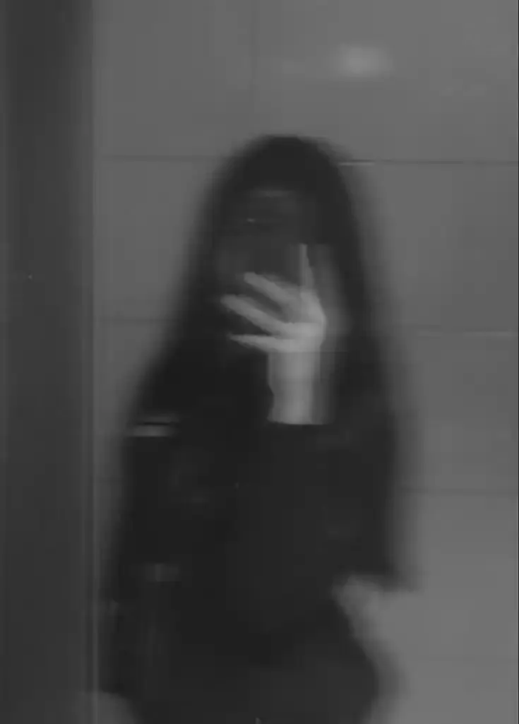 aesthetic blur girl dp aesthetic blur girl dp