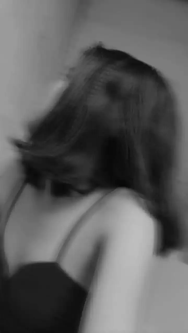 blur girl photo instagram aesthetic blur girl photo instagram aesthetic