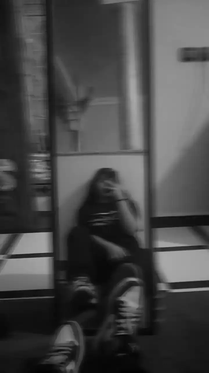 girl photo face blur girl photo face blur