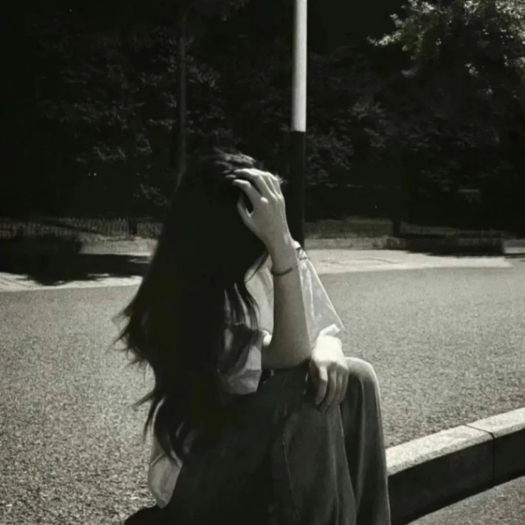mood off dp girl sad