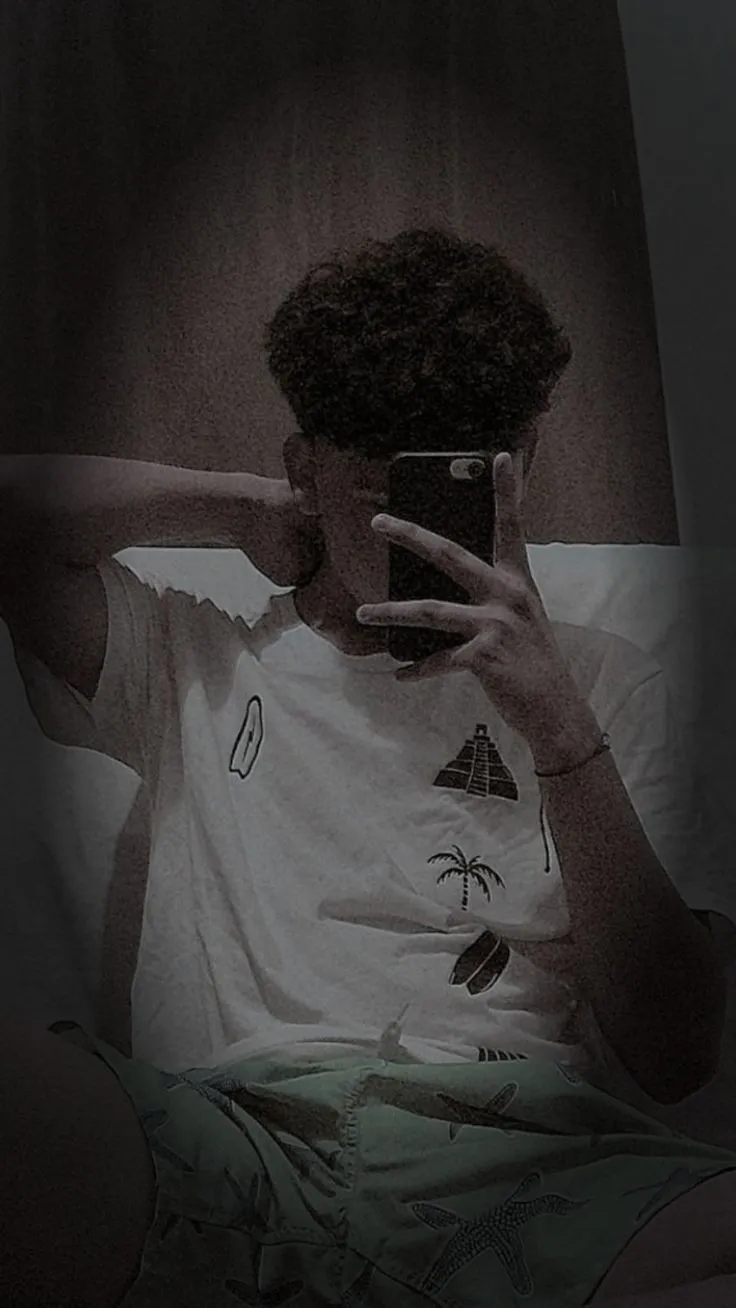 Aesthetic Blur Boys DP