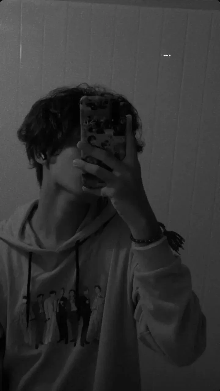 Blur Boys DP HD
