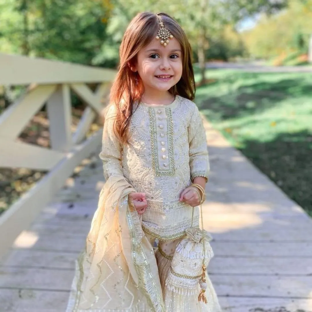 Cute baby girl Pic for profile