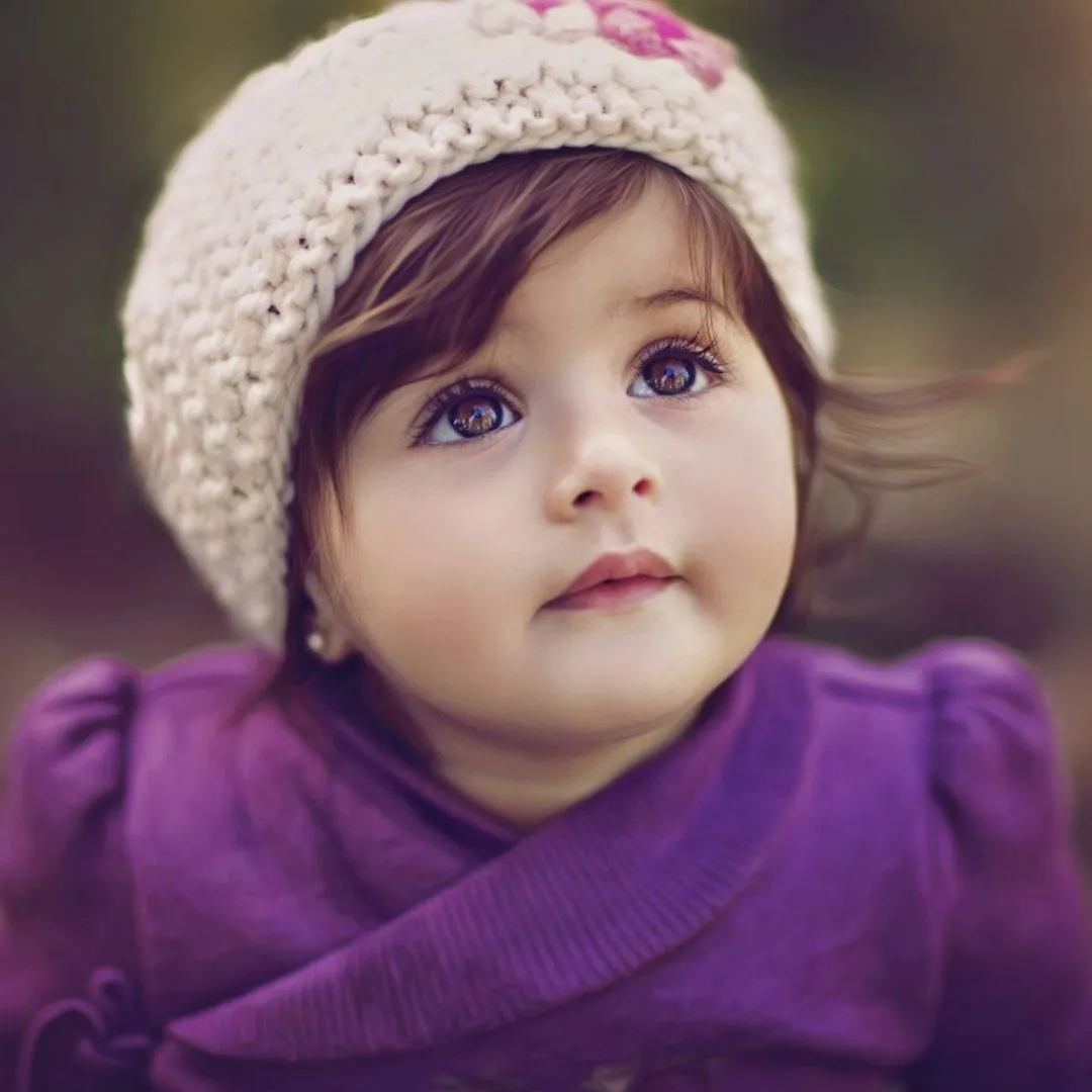 Cute smile baby girl dp for whatsapp