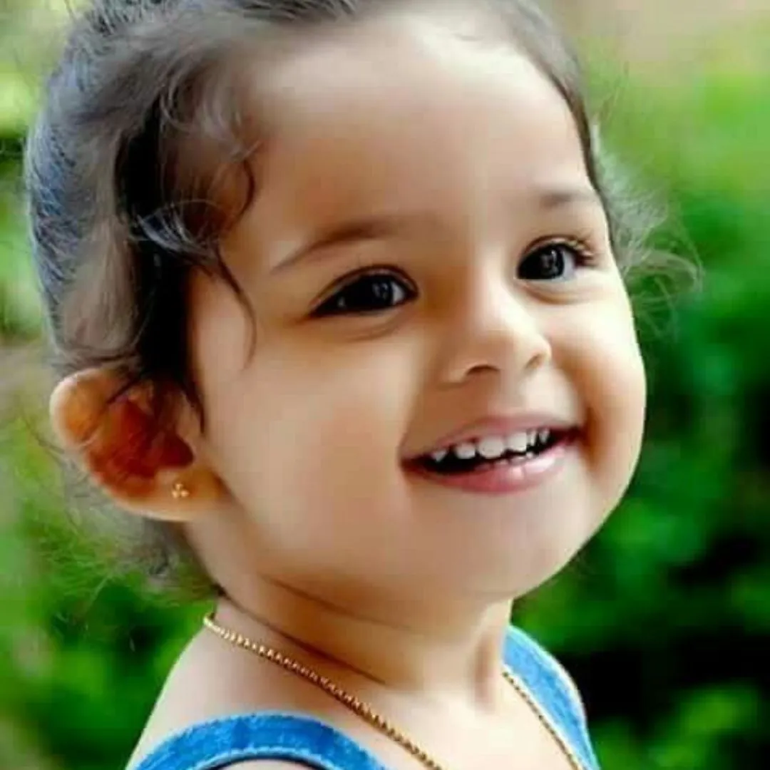 For WhatsApp Profile Stylish Cute Baby Girl DP
