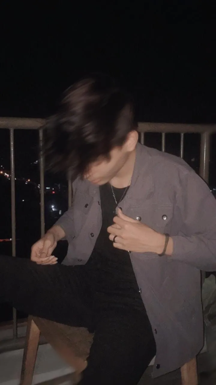 Lonely Blur Boys DP
